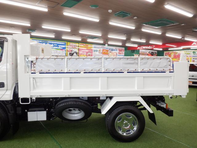 デュトロ 高床ダンプ３ｔ　エアロメッキｖｅｒ　コボレーン　ダム　ピン　尿素レス　ハイグレード新規格対応　バックカメラ　ＬＥＤデイライト＆ヘッド＆フォグ　スーパー横綱高床ダンプ３ｔ　ダム加工　コボレーンシルバーシートサニーホース付　中間ピン　左右電格ミラー（26枚目）