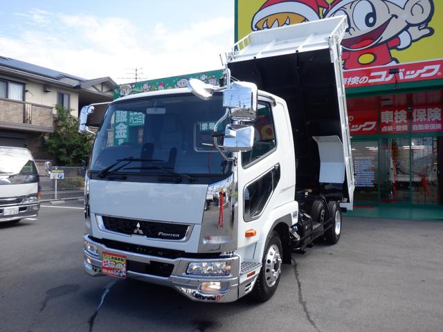 ファイター フルキャブ高機能パッケージ新明和強化ダンプ３．３５トン　２２０馬力　本革シート　純正メッキパーツ　電動コボレーン　リヤダム　中間ピン　鳥居プロテクタ　左右ラダー　純正アルコアアルミ７本　ヒーター付き左電格リモコンミラー　ＥＺＧＯ　キーレス　ベッド　カーテン（27枚目）