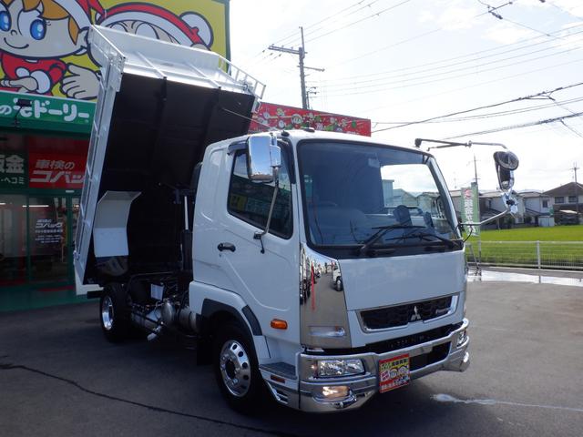 ファイター フルキャブ高機能パッケージ新明和強化ダンプ３．３５トン　２２０馬力　本革シート　純正メッキパーツ　電動コボレーン　リヤダム　中間ピン　鳥居プロテクタ　左右ラダー　純正アルコアアルミ７本　ヒーター付き左電格リモコンミラー　ＥＺＧＯ　キーレス　ベッド　カーテン（28枚目）