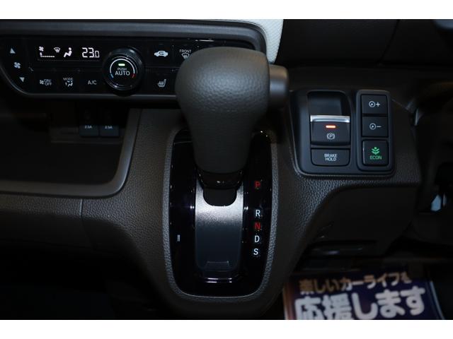 L 衝突被害軽減システム 両側電動スライドドア サイドエアバッグ 電動パーキングブレーキ LEDヘッドライト アダプティブクルーズコントロール クリアランスソナー ステアリングリモコン 電動格納ミラー(5枚目)