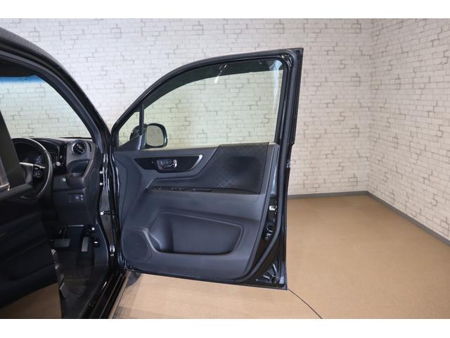 ご覧頂きまして誠に有難うございます!!是非ご来店して頂き、実際にご覧になって頂ければと思います。お客様からのご連絡をスタッフ一同、心よりお待ちしております