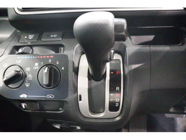 ライフ ディーバ バックカメラ HID キーレスエントリー ベンチシート AT ABS CD ミュージックプレイヤー接続可 衝突安全ボディ エアコン パワーステアリング パワーウィンドウ(6枚目)