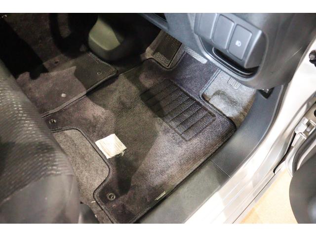 ライフ ディーバ バックカメラ HID キーレスエントリー ベンチシート AT ABS CD ミュージックプレイヤー接続可 衝突安全ボディ エアコン パワーステアリング パワーウィンドウ(7枚目)