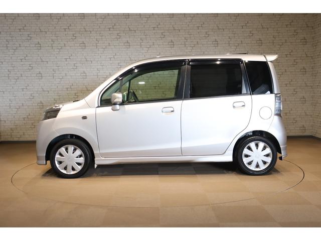 ライフ ディーバ バックカメラ HID キーレスエントリー ベンチシート AT ABS CD ミュージックプレイヤー接続可 衝突安全ボディ エアコン パワーステアリング パワーウィンドウ(17枚目)