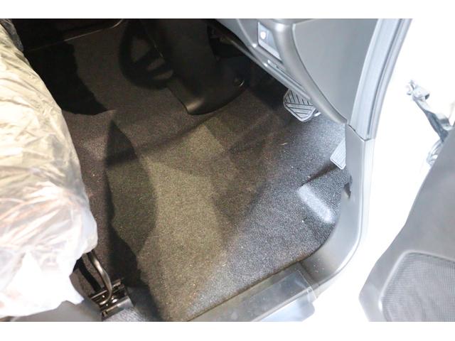 スペーシアギア ハイブリッドＸＺ　全周囲カメラ　両側電動スライドドア　ナビ　ＴＶ　クリアランスソナー　クルーズコントロール　レーンアシスト　衝突被害軽減システム　ＬＥＤヘッドランプ　ヘッドライトウォッシャー　スマートキー（24枚目）