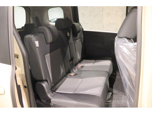 シエンタ ハイブリッドＸ　クリアランスソナー　クルーズコントロール　レーンアシスト　衝突被害軽減システム　両側スライド・片側電動　オートマチックハイビーム　ＬＥＤヘッドランプ　スマートキー　３列シート　ＣＶＴ（11枚目）