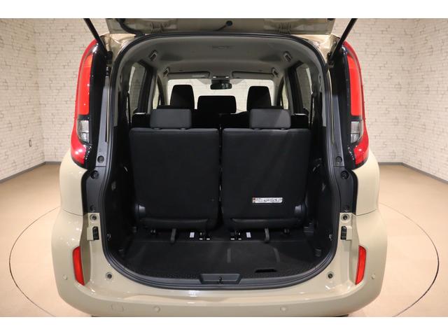 シエンタ ハイブリッドＸ　クリアランスソナー　クルーズコントロール　レーンアシスト　衝突被害軽減システム　両側スライド・片側電動　オートマチックハイビーム　ＬＥＤヘッドランプ　スマートキー　３列シート　ＣＶＴ（21枚目）