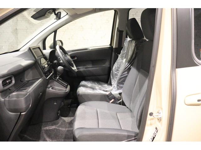 シエンタ ハイブリッドＸ　クリアランスソナー　クルーズコントロール　レーンアシスト　衝突被害軽減システム　両側スライド・片側電動　オートマチックハイビーム　ＬＥＤヘッドランプ　スマートキー　３列シート　ＣＶＴ（25枚目）