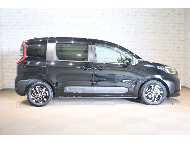 シエンタ Z 全周囲カメラ ナビ TV クリアランスソナー クルーズコントロール レーンアシスト 衝突被害軽減システム 両側電動スライドドア オートマチックハイビーム LEDヘッドランプ スマートキー(14枚目)