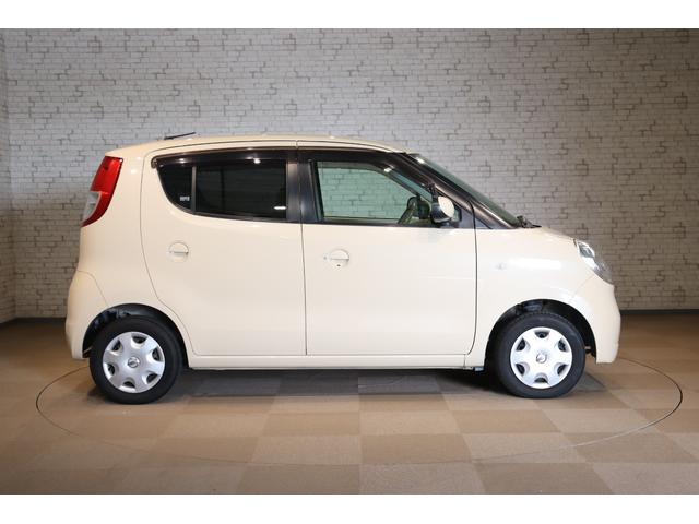 モコ Ｅ　ＥＴＣ　ナビ　ＴＶ　スマートキー　ベンチシート　ＡＴ　盗難防止システム　ＡＢＳ　ＣＤ　衝突安全ボディ　エアコン　パワーステアリング　パワーウィンドウ（13枚目）