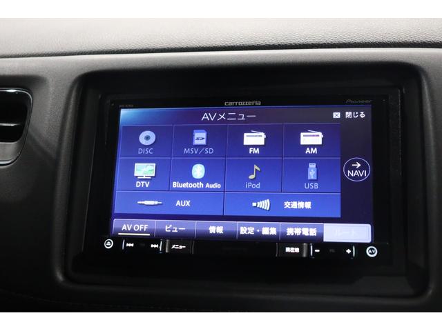 ヴェゼル ＨＶ　Ｘ・ホンダセンシングブリリアントスタイルＥＤ　ＥＴＣ　バックカメラ　オートクルーズコントロール　レーンアシスト　衝突被害軽減システム　ナビ　ＴＶ　オートライト　ＬＥＤヘッドランプ　ヘッドライトウォッシャー　アルミホイール　スマートキー（4枚目）