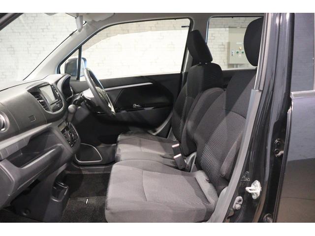 ワゴンRスティングレー T ナビ TV オートライト HID スマートキー アイドリングストップ ベンチシート CVT 盗難防止システム ABS CD USB アルミホイール 衝突安全ボディ エアコン パワーステアリング(28枚目)