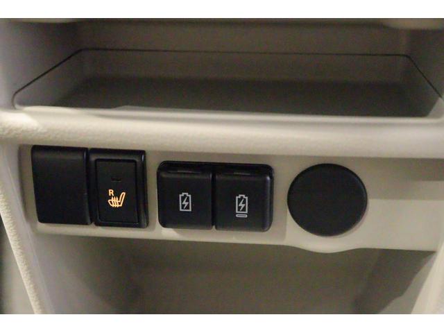 アルトラパン Ｌ　クリアランスソナー　レーンアシスト　衝突被害軽減システム　ＬＥＤヘッドランプ　スマートキー　アイドリングストップ　シートヒーター　ベンチシート　ＣＶＴ　盗難防止システム　ＡＢＳ　ＥＳＣ　衝突安全ボディ（6枚目）