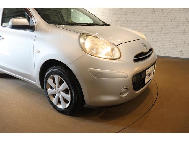 マーチ １２Ｘ　スマートキー　アイドリングストップ　ＣＶＴ　盗難防止システム　衝突安全ボディ　ＡＢＳ　ＣＤ　ミュージックプレイヤー接続可　エアコン　パワーステアリング　パワーウィンドウ（18枚目）