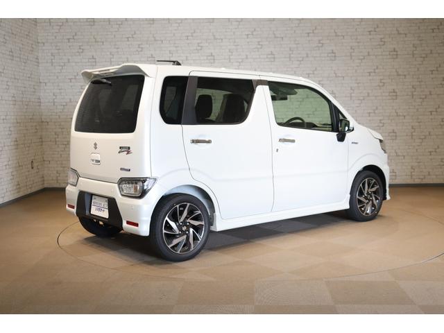 ワゴンＲカスタムＺ ハイブリッドＺＸ　クリアランスソナー　オートクルーズコントロール　レーンアシスト　衝突被害軽減システム　ＬＥＤヘッドランプ　スマートキー　アイドリングストップ　ベンチシート　ＣＶＴ　盗難防止システム　ＡＢＳ　ＥＳＣ（15枚目）