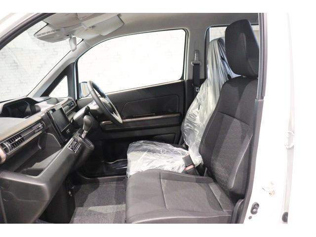 ワゴンＲカスタムＺ ハイブリッドＺＸ　クリアランスソナー　オートクルーズコントロール　レーンアシスト　衝突被害軽減システム　ＬＥＤヘッドランプ　スマートキー　アイドリングストップ　ベンチシート　ＣＶＴ　盗難防止システム　ＡＢＳ　ＥＳＣ（29枚目）