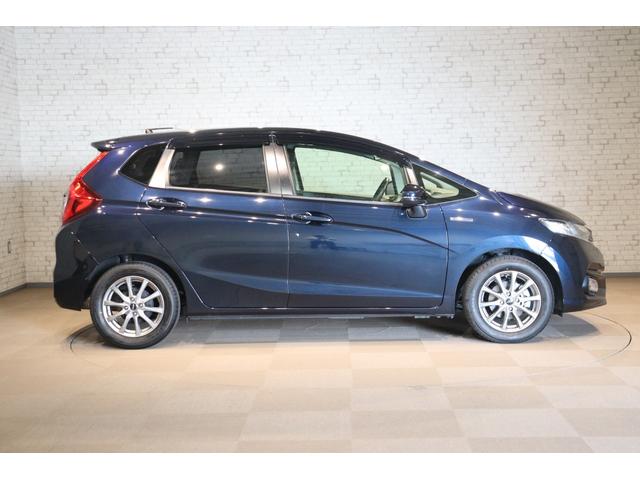 フィットハイブリッド Ｌ　ホンダセンシング　ドライブレコーダー　ＥＴＣ　バックカメラ　ナビ　ＴＶ　クルーズコントロール　レーンアシスト　衝突被害軽減システム　ＬＥＤヘッドランプ　スマートキー　アイドリングストップ　ＡＴ（15枚目）