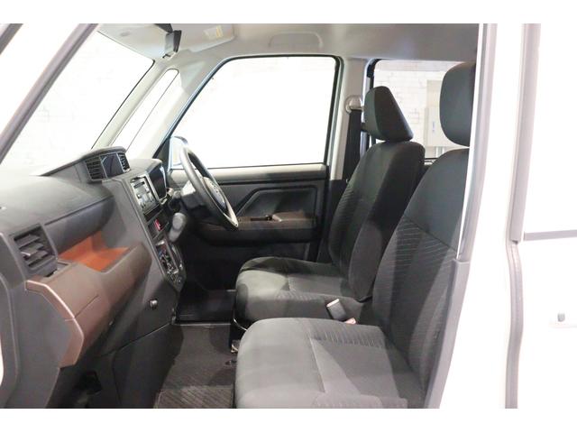 トール Ｘ　ＥＴＣ　両側スライド・片側電動　スマートキー　アイドリングストップ　ＣＶＴ　盗難防止システム　衝突安全ボディ　ＡＢＳ　ＥＳＣ　ＣＤ　ミュージックプレイヤー接続可　エアコン　パワーステアリング（22枚目）