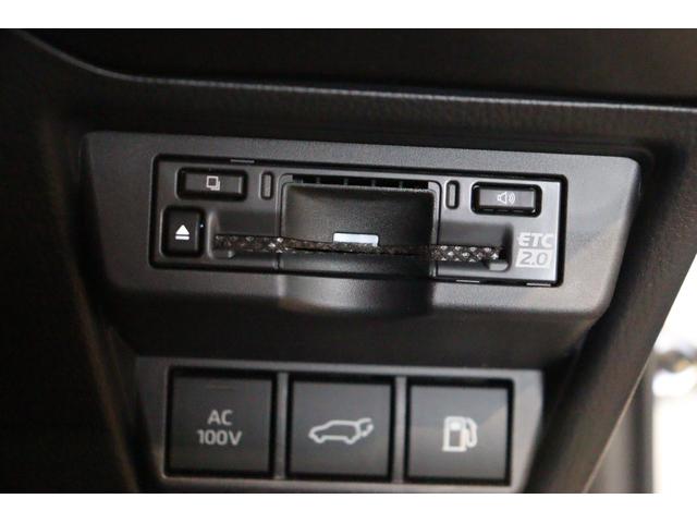 プリウス Ｚ　クリアランスソナー　レーンアシスト　クルーズコントロール　衝突被害軽減システム　全周囲カメラ　ナビ　ＴＶ　アルミホイール　オートマチックハイビーム　ＬＥＤヘッドランプ　ＣＶＴ　シートヒーター（5枚目）