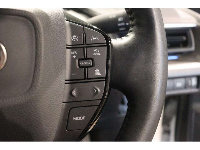 プリウス Ｚ　クリアランスソナー　レーンアシスト　クルーズコントロール　衝突被害軽減システム　全周囲カメラ　ナビ　ＴＶ　アルミホイール　オートマチックハイビーム　ＬＥＤヘッドランプ　ＣＶＴ　シートヒーター（11枚目）