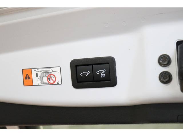 プリウス Ｚ　クリアランスソナー　レーンアシスト　クルーズコントロール　衝突被害軽減システム　全周囲カメラ　ナビ　ＴＶ　アルミホイール　オートマチックハイビーム　ＬＥＤヘッドランプ　ＣＶＴ　シートヒーター（31枚目）