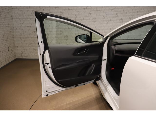 プリウス Ｚ　クリアランスソナー　レーンアシスト　クルーズコントロール　衝突被害軽減システム　全周囲カメラ　ナビ　ＴＶ　アルミホイール　オートマチックハイビーム　ＬＥＤヘッドランプ　ＣＶＴ　シートヒーター（33枚目）