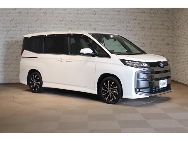 ノア ハイブリッドＳ－Ｚ　ドライブレコーダー　全周囲カメラ　ナビ　ＴＶ　クリアランスソナー　クルーズコントロール　レーンアシスト　衝突被害軽減システム　両側電動スライドドア　オートマチックハイビーム　ＬＥＤヘッドランプ（13枚目）