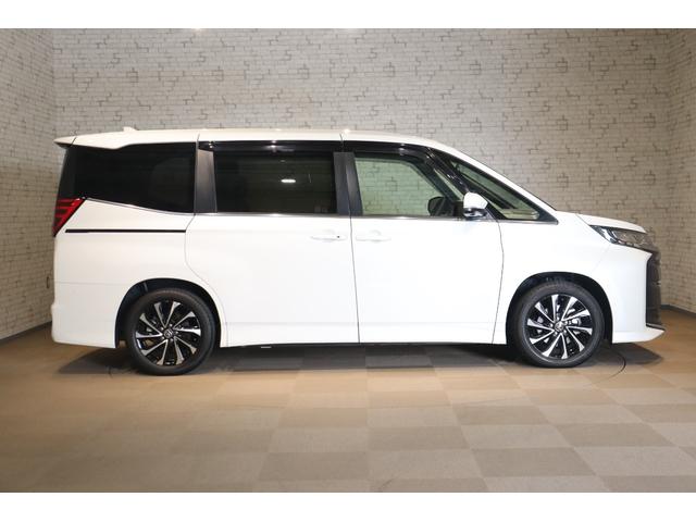 ノア ハイブリッドＳ－Ｚ　ドライブレコーダー　全周囲カメラ　ナビ　ＴＶ　クリアランスソナー　クルーズコントロール　レーンアシスト　衝突被害軽減システム　両側電動スライドドア　オートマチックハイビーム　ＬＥＤヘッドランプ（14枚目）