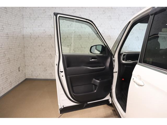 ノア ハイブリッドＳ－Ｚ　ドライブレコーダー　全周囲カメラ　ナビ　ＴＶ　クリアランスソナー　クルーズコントロール　レーンアシスト　衝突被害軽減システム　両側電動スライドドア　オートマチックハイビーム　ＬＥＤヘッドランプ（29枚目）