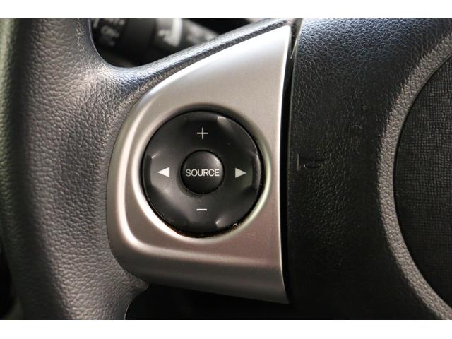 N-BOXカスタム G・Lパッケージ ETC バックカメラ 両側スライド・片側電動 ナビ TV オートライト HID スマートキー アイドリングストップ 電動格納ミラー ベンチシート CVT 盗難防止システム ABS CD(9枚目)