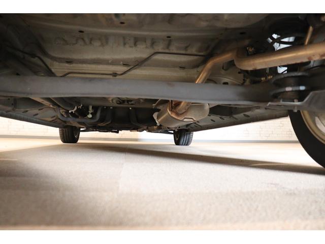 N-BOXカスタム G・Lパッケージ ETC バックカメラ 両側スライド・片側電動 ナビ TV オートライト HID スマートキー アイドリングストップ 電動格納ミラー ベンチシート CVT 盗難防止システム ABS CD(22枚目)