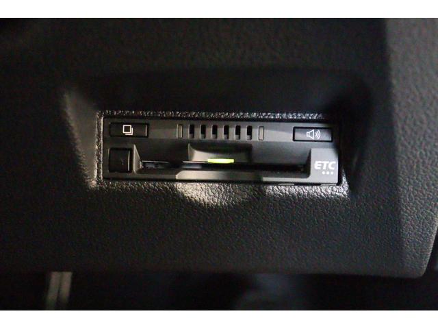 プリウス Sセーフティプラス ETC クリアランスソナー レーンアシスト クルーズコントロール パークアシスト 衝突被害軽減システム バックカメラ ナビ TV アルミホイール オートマチックハイビーム LEDヘッドランプ(11枚目)