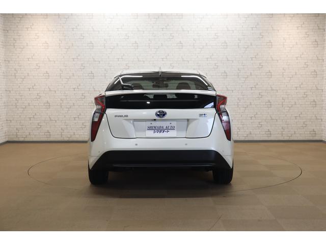 プリウス Sセーフティプラス ETC クリアランスソナー レーンアシスト クルーズコントロール パークアシスト 衝突被害軽減システム バックカメラ ナビ TV アルミホイール オートマチックハイビーム LEDヘッドランプ(16枚目)