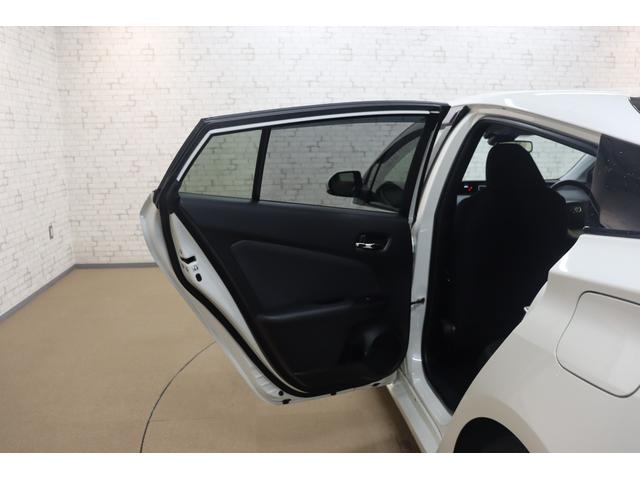 プリウス Sセーフティプラス ETC クリアランスソナー レーンアシスト クルーズコントロール パークアシスト 衝突被害軽減システム バックカメラ ナビ TV アルミホイール オートマチックハイビーム LEDヘッドランプ(29枚目)