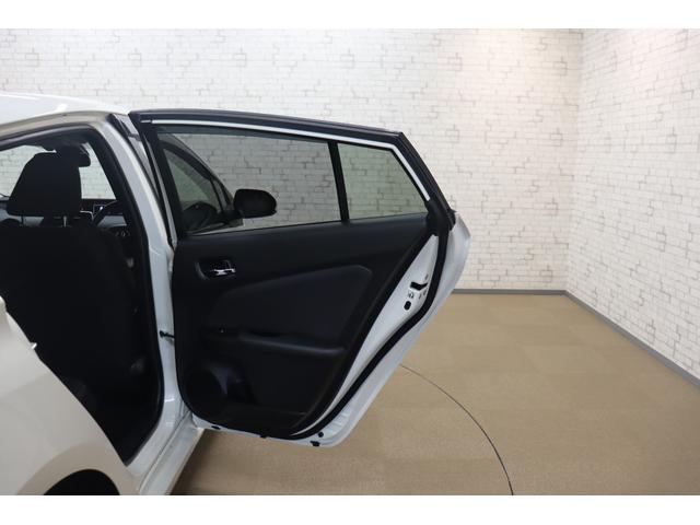 プリウス Sセーフティプラス ETC クリアランスソナー レーンアシスト クルーズコントロール パークアシスト 衝突被害軽減システム バックカメラ ナビ TV アルミホイール オートマチックハイビーム LEDヘッドランプ(30枚目)