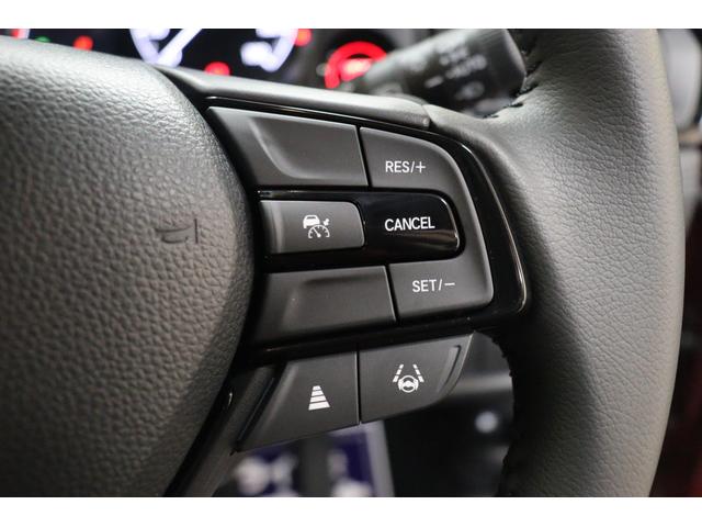 ＷＲ－Ｖ Ｚ　ブラックスタイル　バックカメラ　クリアランスソナー　クルーズコントロール　レーンアシスト　衝突被害軽減システム　ＬＥＤヘッドランプ　アルミホイール　スマートキー　ＣＶＴ　盗難防止システム　ＵＳＢ（9枚目）