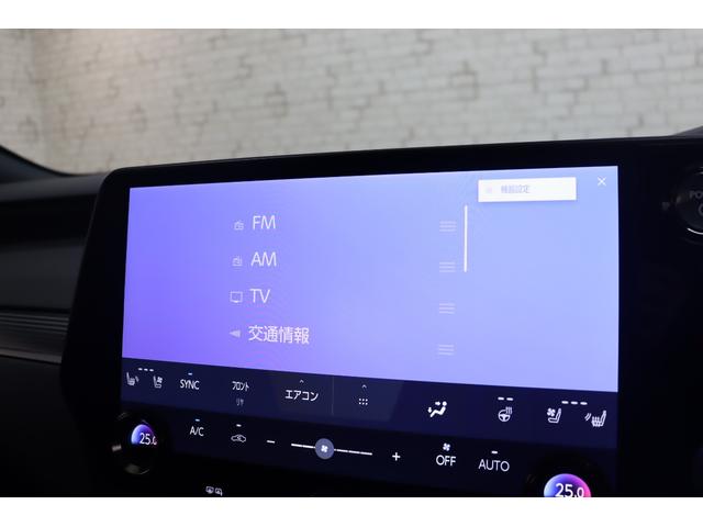 ＲＸ ＲＸ５００ｈ　Ｆスポーツパフォーマンス　４ＷＤ　全周囲カメラ　クリアランスソナー　クルーズコントロール　レーンアシスト　パワーシート　パークアシスト　衝突被害軽減システム　サンルーフ　ターボ　ナビ　ＴＶ　オートマチックハイビーム（3枚目）