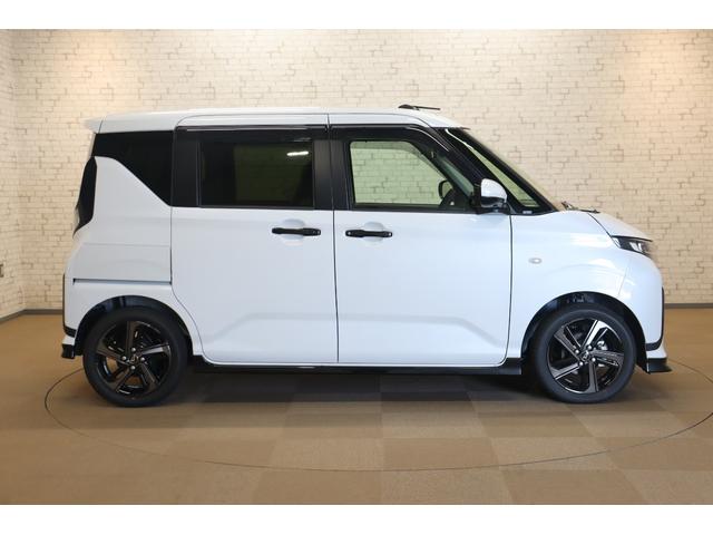 ムーヴ ＲＳ　全周囲カメラ　両側電動スライドドア　ＴＶ　クリアランスソナー　クルーズコントロール　衝突被害軽減システム　ＬＥＤヘッドランプ　スマートキー　アイドリングストップ　電動格納ミラー　シートヒーター（15枚目）