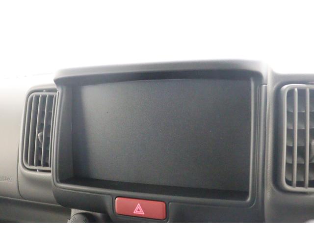 エブリイ ＰＣ　ＣＶＴ　衝突被害軽減システム　クリアランスソナー　レーンアシスト　両側スライドドア　キーレスエントリー　アイドリングストップ　電動格納ミラー　シートヒーター　ＬＥＤヘッドランプ（3枚目）