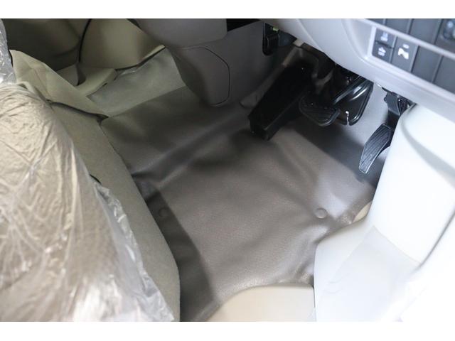 エブリイ ＰＣ　ＣＶＴ　衝突被害軽減システム　クリアランスソナー　レーンアシスト　両側スライドドア　キーレスエントリー　アイドリングストップ　電動格納ミラー　シートヒーター　ＬＥＤヘッドランプ（21枚目）