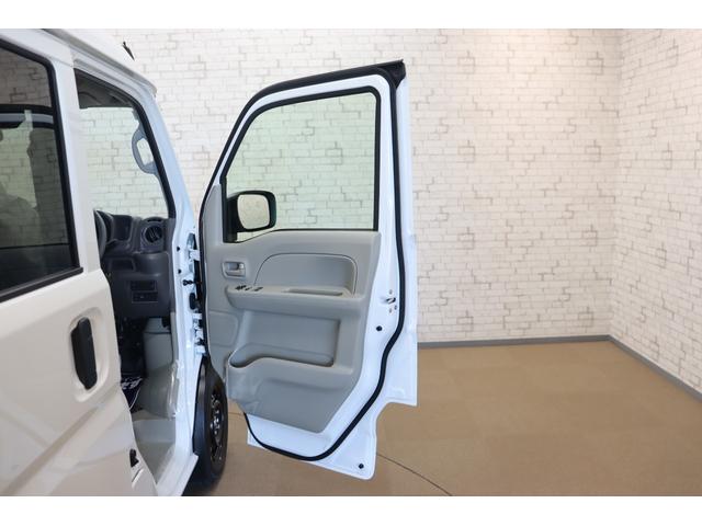 エブリイ ＰＣ　ＣＶＴ　衝突被害軽減システム　クリアランスソナー　レーンアシスト　両側スライドドア　キーレスエントリー　アイドリングストップ　電動格納ミラー　シートヒーター　ＬＥＤヘッドランプ（23枚目）