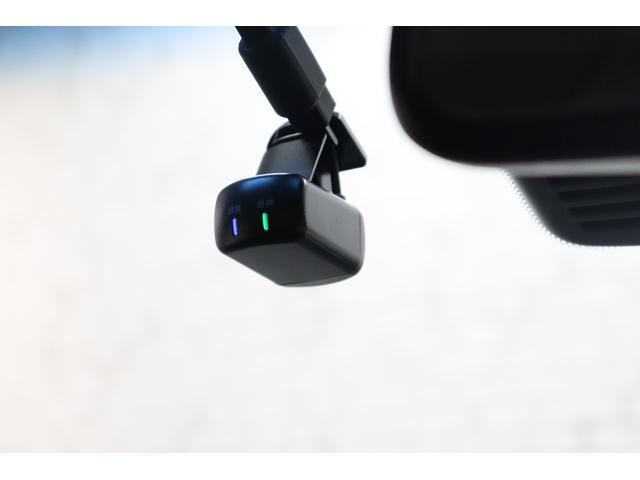 エルグランド 250ハイウェイスターS 4WD ドライブレコーダー ETC 全周囲カメラ ナビ TV クリアランスソナー クルーズコントロール 衝突被害軽減システム 両側電動スライドドア LEDヘッドランプ 電動リアゲート(11枚目)