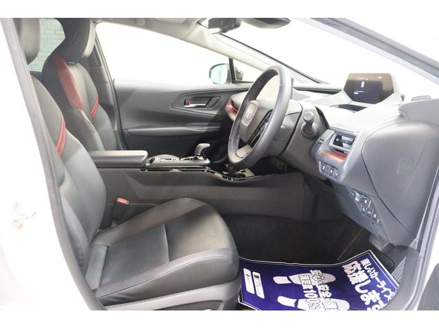 プリウス Ｚ　クリアランスソナー　レーンアシスト　オートクルーズコントロール　衝突被害軽減システム　全周囲カメラ　ナビ　ＴＶ　アルミホイール　オートマチックハイビーム　ＬＥＤヘッドランプ　ＣＶＴ　シートヒーター（22枚目）