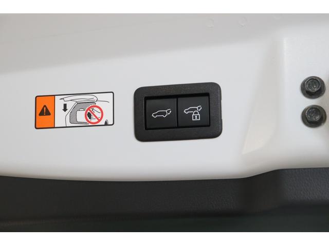 プリウス Ｚ　クリアランスソナー　レーンアシスト　オートクルーズコントロール　衝突被害軽減システム　全周囲カメラ　ナビ　ＴＶ　アルミホイール　オートマチックハイビーム　ＬＥＤヘッドランプ　ＣＶＴ　シートヒーター（29枚目）