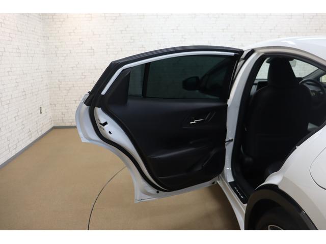 プリウス Ｚ　クリアランスソナー　レーンアシスト　オートクルーズコントロール　衝突被害軽減システム　全周囲カメラ　ナビ　ＴＶ　アルミホイール　オートマチックハイビーム　ＬＥＤヘッドランプ　ＣＶＴ　シートヒーター（32枚目）