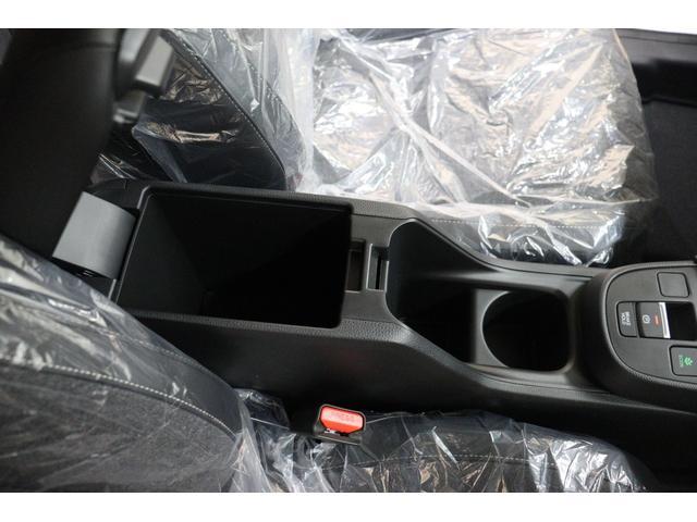 フィット ｅ：ＨＥＶホーム　クリアランスソナー　クルーズコントロール　レーンアシスト　衝突被害軽減システム　オートライト　ＬＥＤヘッドランプ　スマートキー　アイドリングストップ　電動格納ミラー　ＣＶＴ　盗難防止システム（34枚目）