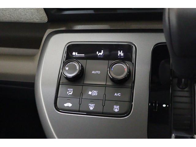 フリード エアー　クリアランスソナー　クルーズコントロール　レーンアシスト　衝突被害軽減システム　両側電動スライドドア　オートライト　ＬＥＤヘッドランプ　スマートキー　電動格納ミラー　３列シート　ウォークスルー（5枚目）