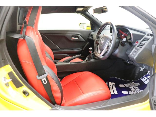 Ｓ６６０ α　オープンカー　バックカメラ　オートクルーズコントロール　オートライト　ＬＥＤヘッドランプ　ＭＴ　スマートキー　アイドリングストップ　アルミホイール　盗難防止システム　ＡＢＳ　ＥＳＣ　ＵＳＢ　エアコン（10枚目）