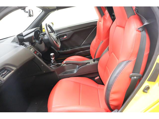 Ｓ６６０ α　オープンカー　バックカメラ　オートクルーズコントロール　オートライト　ＬＥＤヘッドランプ　ＭＴ　スマートキー　アイドリングストップ　アルミホイール　盗難防止システム　ＡＢＳ　ＥＳＣ　ＵＳＢ　エアコン（11枚目）