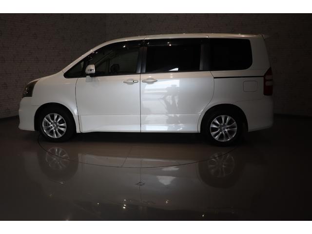 Si 8人乗 両側スライドドア片側電動 ETC HID フルセグTV 電動格納ミラー CD AW HDDナビ フォグ ステリモ パドルシフト(17枚目)